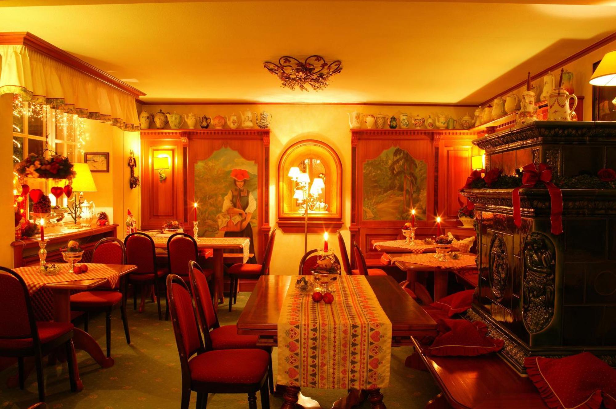 באדנוויילר Hotel Behringer'S Traube מראה חיצוני תמונה